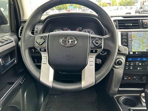 Certified 2022 Toyota 4Runner Limited AWD/4WD image 14