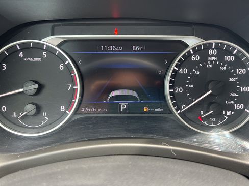 Used 2021 Nissan Sentra SV FWD image 15