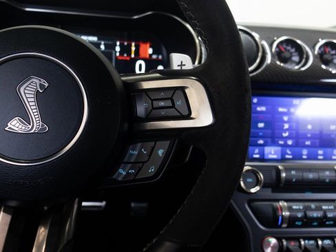 Used 2021 Ford Mustang Shelby GT500 w/ Carbon Fiber Track Pack image 30