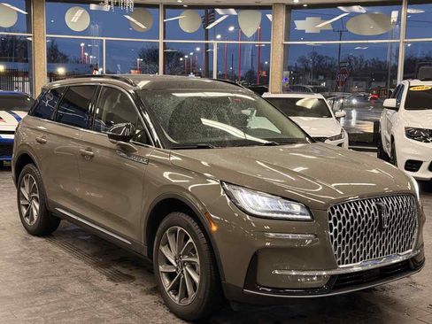Used 2025 Lincoln Corsair AWD w/ Equipment Group 101A image 1