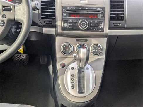 Used 2011 Nissan Sentra 2.0 SR image 17