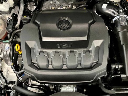 Used 2022 Volkswagen Tiguan S image 32