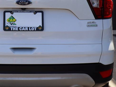 Used 2019 Ford Escape SEL FWD image 20