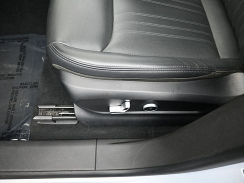 Used 2023 Maserati Grecale GT image 16