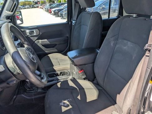 Used 2020 Jeep Wrangler Unlimited Sport image 7