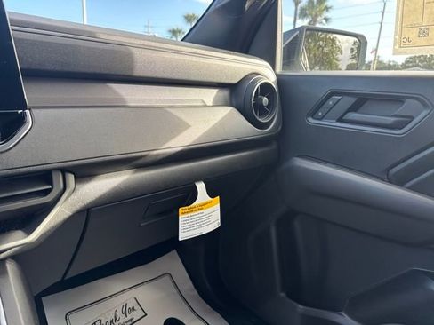 New 2026 Chevrolet Colorado Trail Boss AWD/4WD image 32