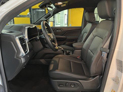 Used 2023 GMC Canyon Elevation w/ Elevation Premium Package image 14