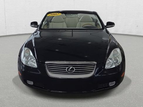Used 2002 Lexus SC 430 Convertible RWD image 2
