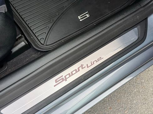 Used 2018 BMW 530i w/ Premium Package image 23