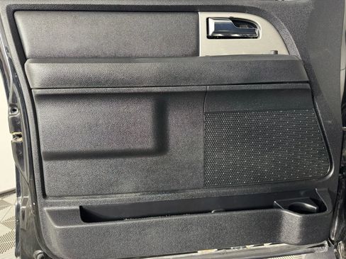 Used 2017 Ford Expedition XLT w/ Equipment Group 202A image 41