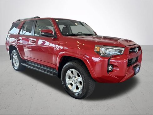 Used 2024 Toyota 4Runner SR5 Premium w/ Moonroof Package AWD/4WD image 5