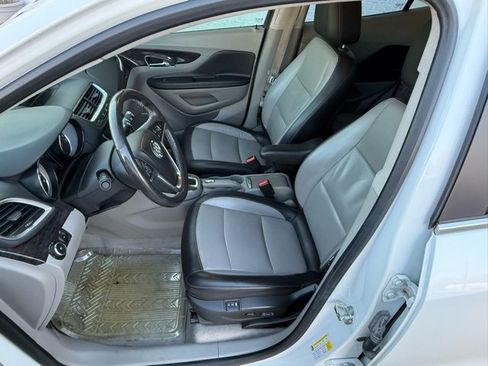 Used 2013 Buick Encore Premium image 10