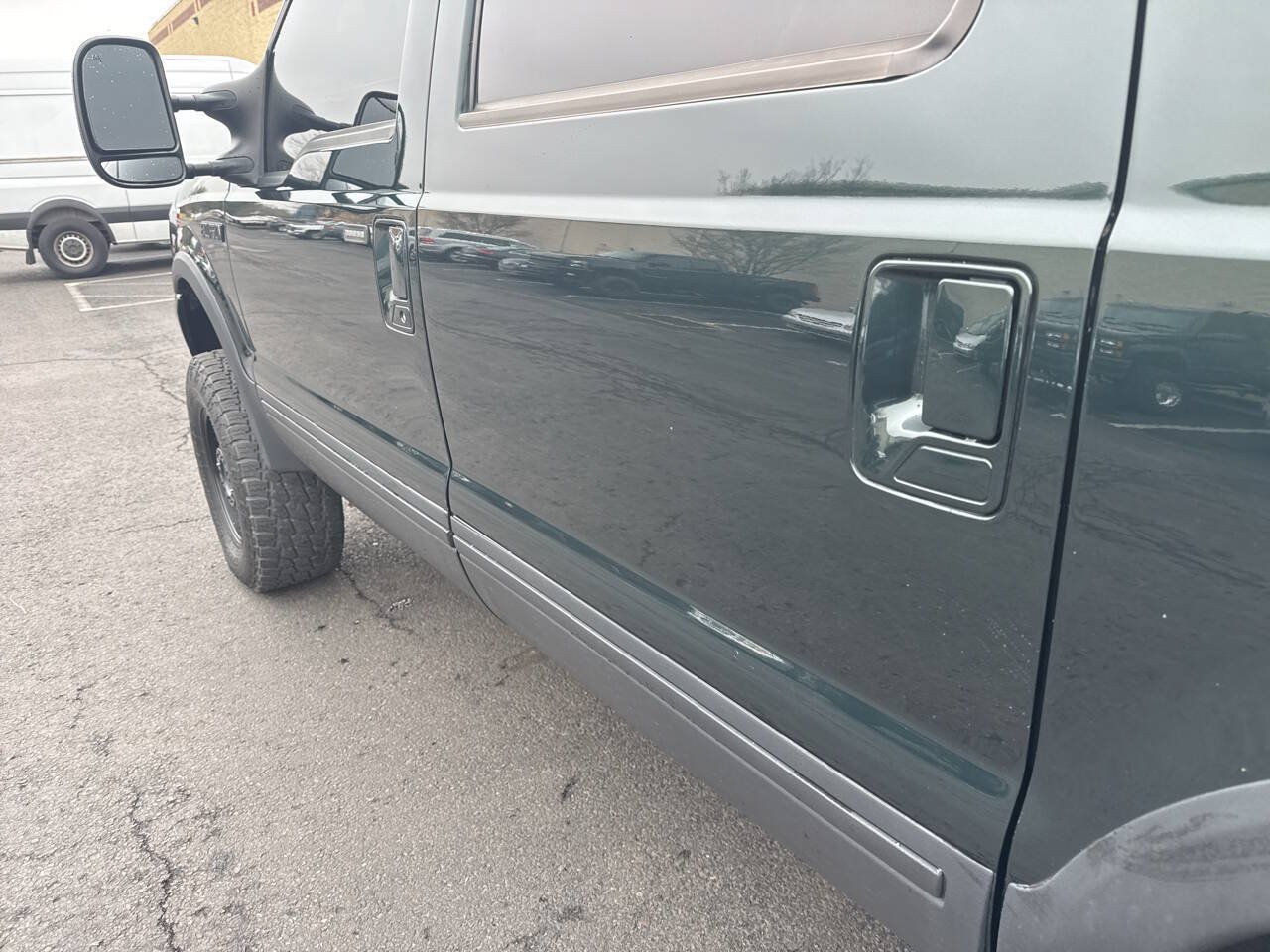 Used 2003 Ford Excursion Limited AWD/4WD image 27