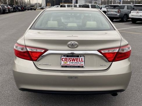 Used 2015 Toyota Camry XLE image 4