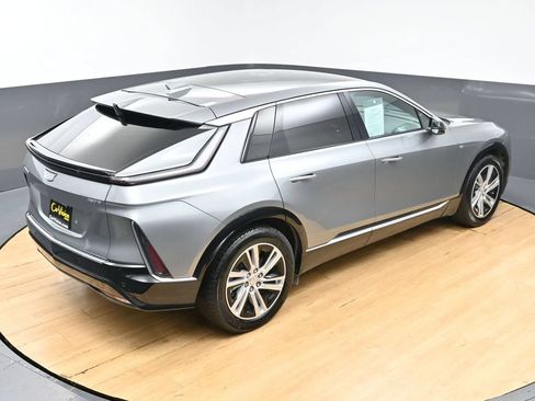 Used 2024 Cadillac Lyriq Tech RWD image 47
