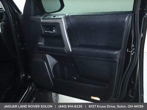 Used 2021 Toyota 4Runner SR5 Premium w/ Moonroof Package AWD/4WD image 34