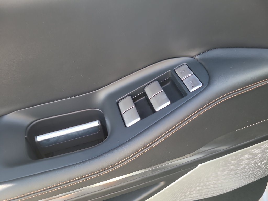 Used 2025 Lincoln Navigator L Black Label AWD/4WD image 18