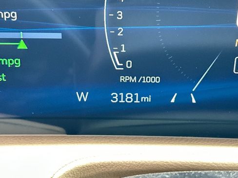 Used 2024 Cadillac XT4 Premium Luxury w/ Active Safety Package image 38