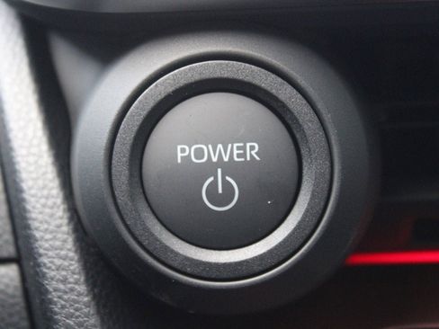 New 2026 Toyota Prius Plug-In Hybrid FWD image 5