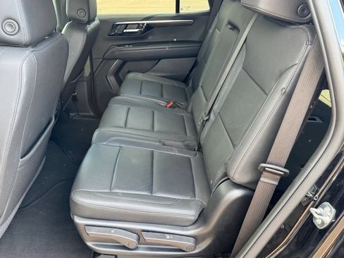 Used 2025 Chevrolet Tahoe LT AWD/4WD image 14