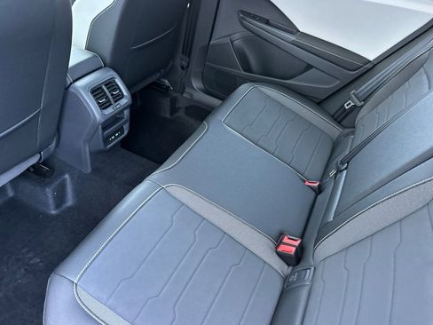 New 2026 Volkswagen Taos SE AWD/4WD image 11