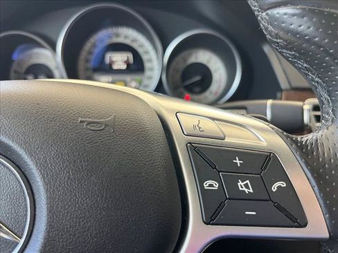Used 2014 Mercedes-Benz E 350 Sedan image 21