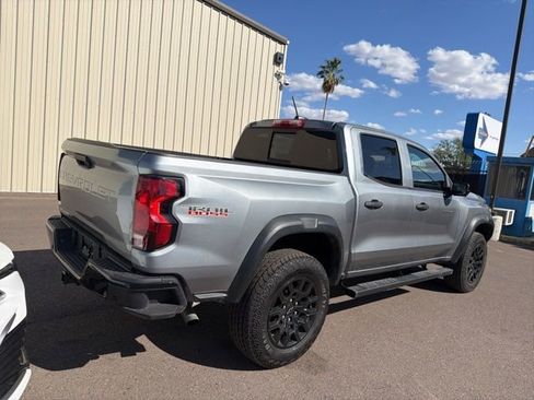 Used 2023 Chevrolet Colorado Trail Boss w/ Technology Package image 13
