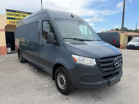 Used 2019 Mercedes-Benz Sprinter 170 image 9
