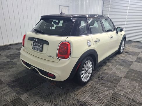 Used 2015 MINI Cooper S image 11