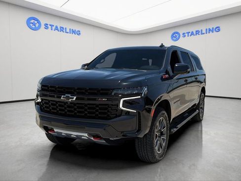 Certified 2024 Chevrolet Suburban Z71 w/ Luxury Package AWD/4WD image 16