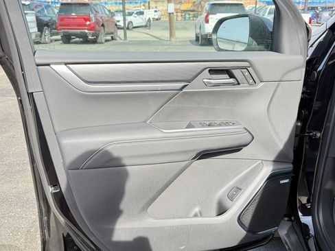 New 2025 GMC Acadia Elevation w/ Elevation Premium Package image 27