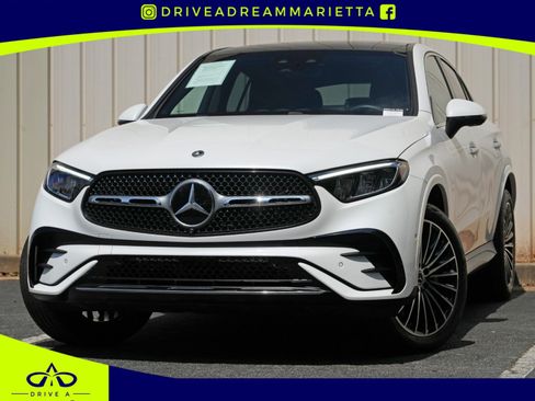 Used 2025 Mercedes-Benz GLC 300 4MATIC w/ AMG Line image 1