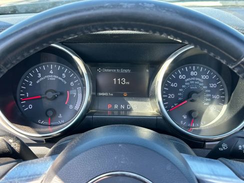 Used 2020 Ford Mustang Premium image 19