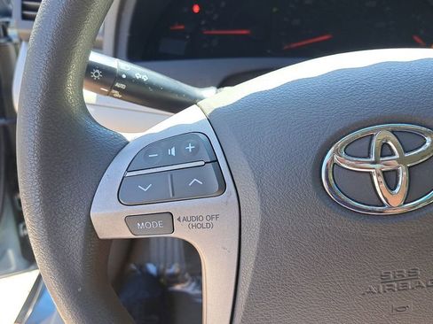 Used 2009 Toyota Camry LE image 22