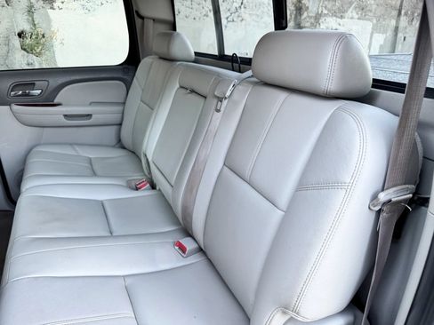 Used 2010 GMC Sierra 2500 SLT AWD/4WD image 30
