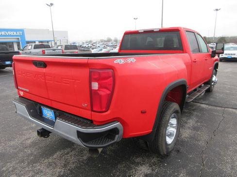 Used 2022 Chevrolet Silverado 3500 LT image 5