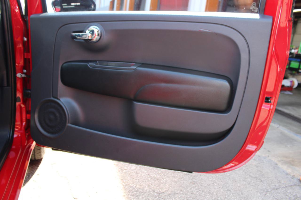 Used 2012 FIAT 500 Lounge w/ Luxury Leather Pkg FWD image 39