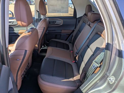 New 2025 Ford Bronco Sport Outer Banks w/ Outer Banks Tech Package+ AWD/4WD image 10