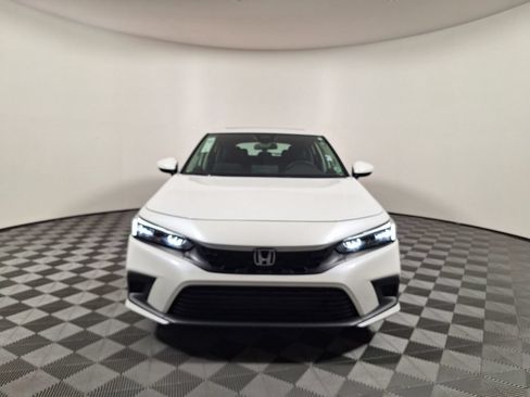 Used 2023 Honda Civic EX-L image 2