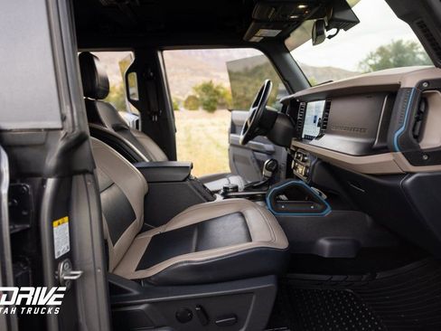 Used 2022 Ford Bronco Wildtrak image 17