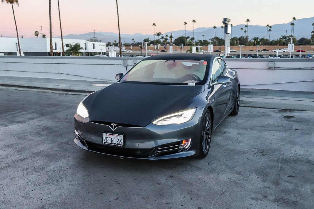 Used 2020 Tesla Model S Performance AWD/4WD image 4
