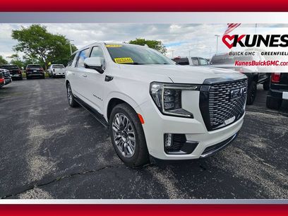 Used 2023 GMC Yukon XL Denali Ultimate w/ LPO, Floor Liner Package