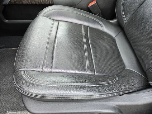 Used 2022 GMC Sierra 2500 Denali w/ Denali Ultimate Package image 20