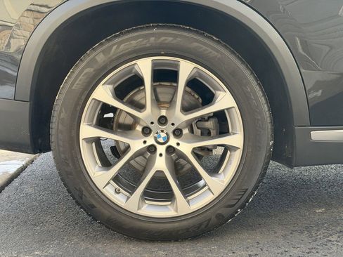 Used 2019 BMW X5 xDrive40i w/ Convenience Package image 11