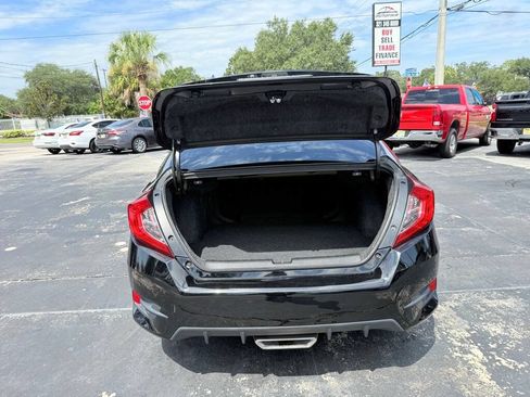 Used 2019 Honda Civic Sport image 8