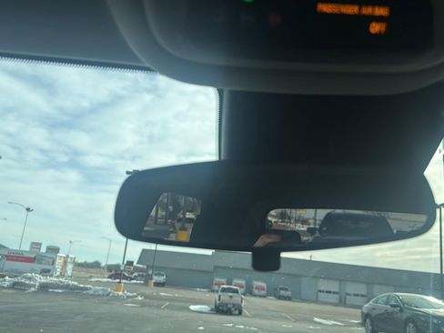 Used 2023 Chevrolet TrailBlazer LT image 22