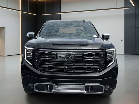 Used 2025 GMC Sierra 1500 Denali Ultimate AWD/4WD image 5