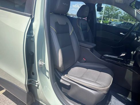 Used 2024 Chevrolet Trax ACTIV w/ Sunroof Package FWD image 11