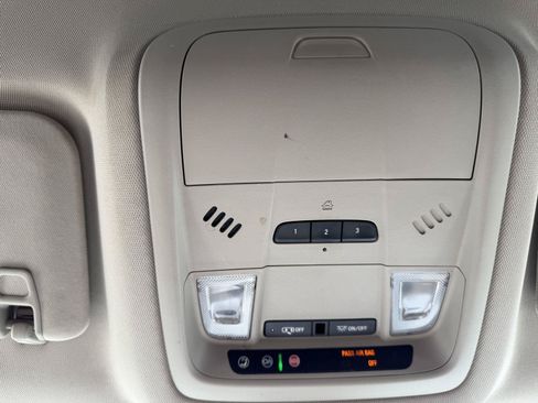 Used 2019 GMC Acadia Denali FWD image 14