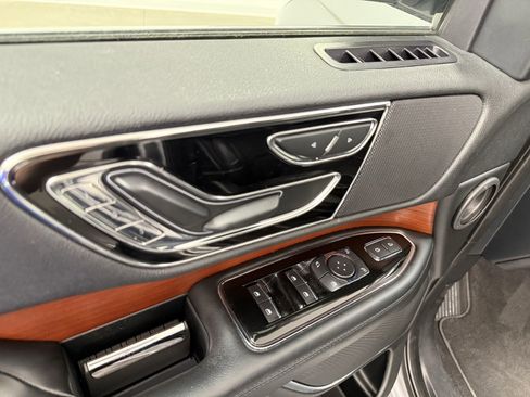Used 2020 Lincoln Navigator 2WD image 10